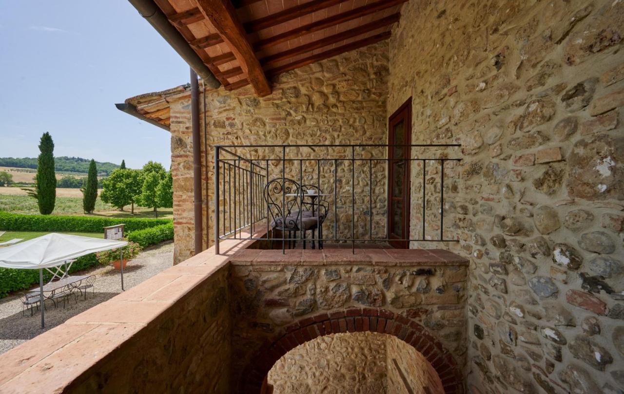 Agriturismo La Peschiera Casole dʼElsa Екстериор снимка
