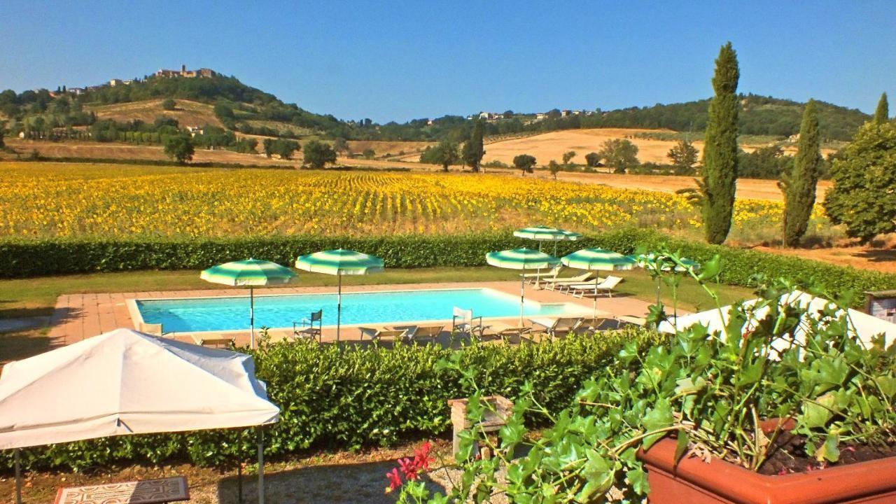 Agriturismo La Peschiera Casole dʼElsa Екстериор снимка