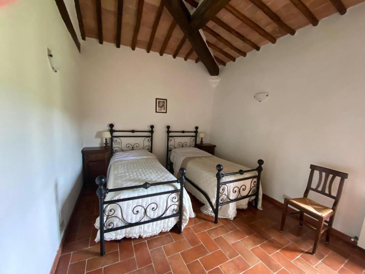 Agriturismo La Peschiera Casole dʼElsa Екстериор снимка
