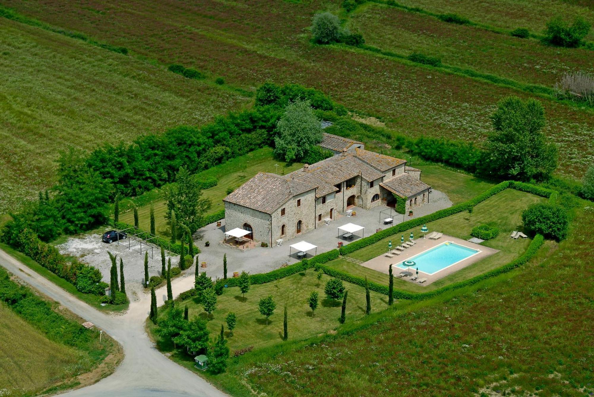 Agriturismo La Peschiera Casole dʼElsa Екстериор снимка
