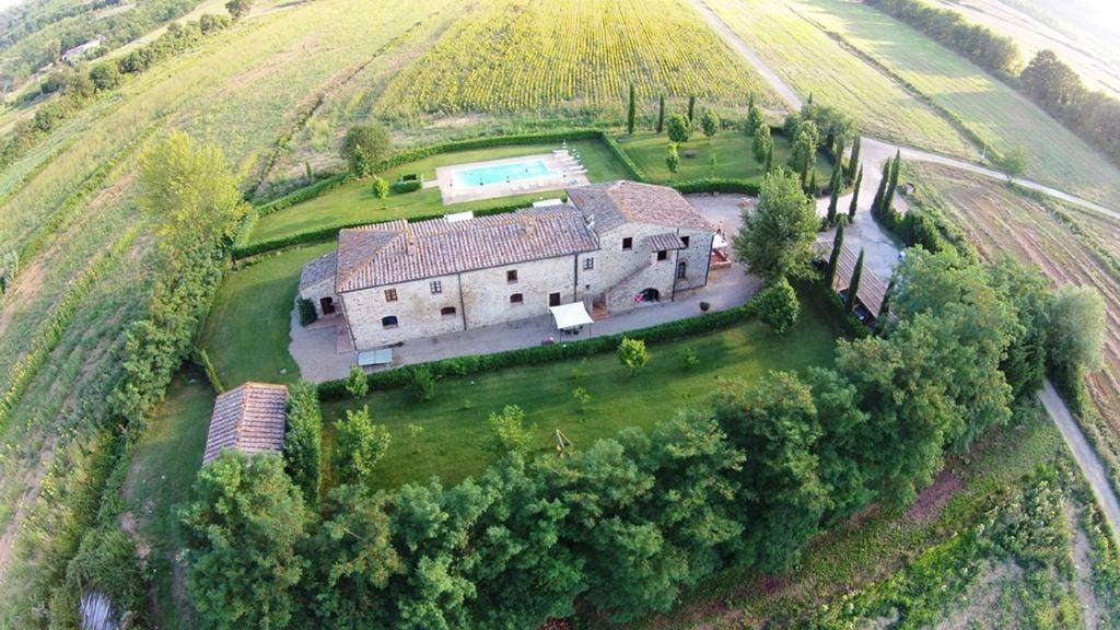 Agriturismo La Peschiera Casole dʼElsa Екстериор снимка